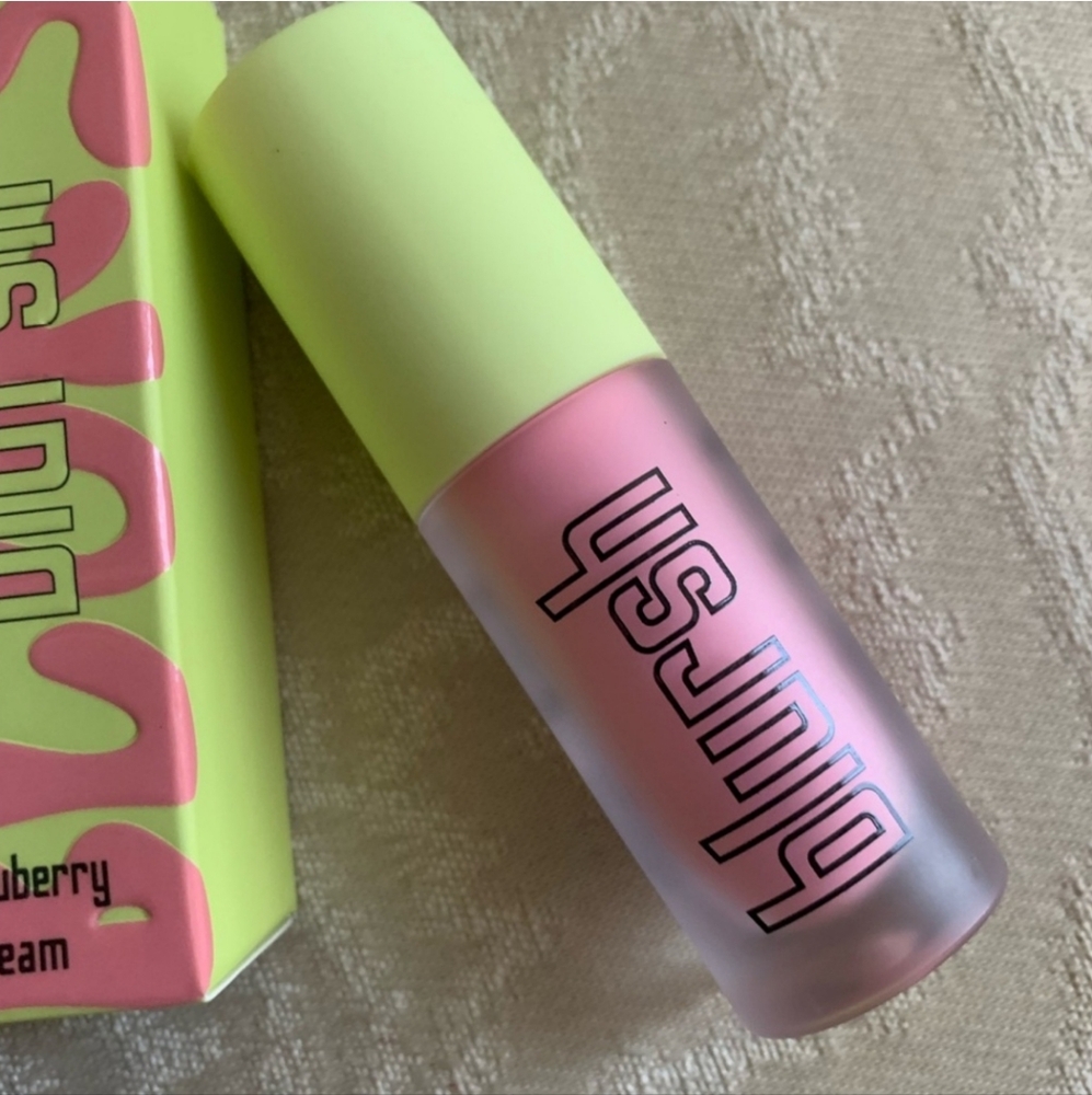 Made by Mitchell Blursh Liquid Gel Blush in Strawberry Cream BNIB